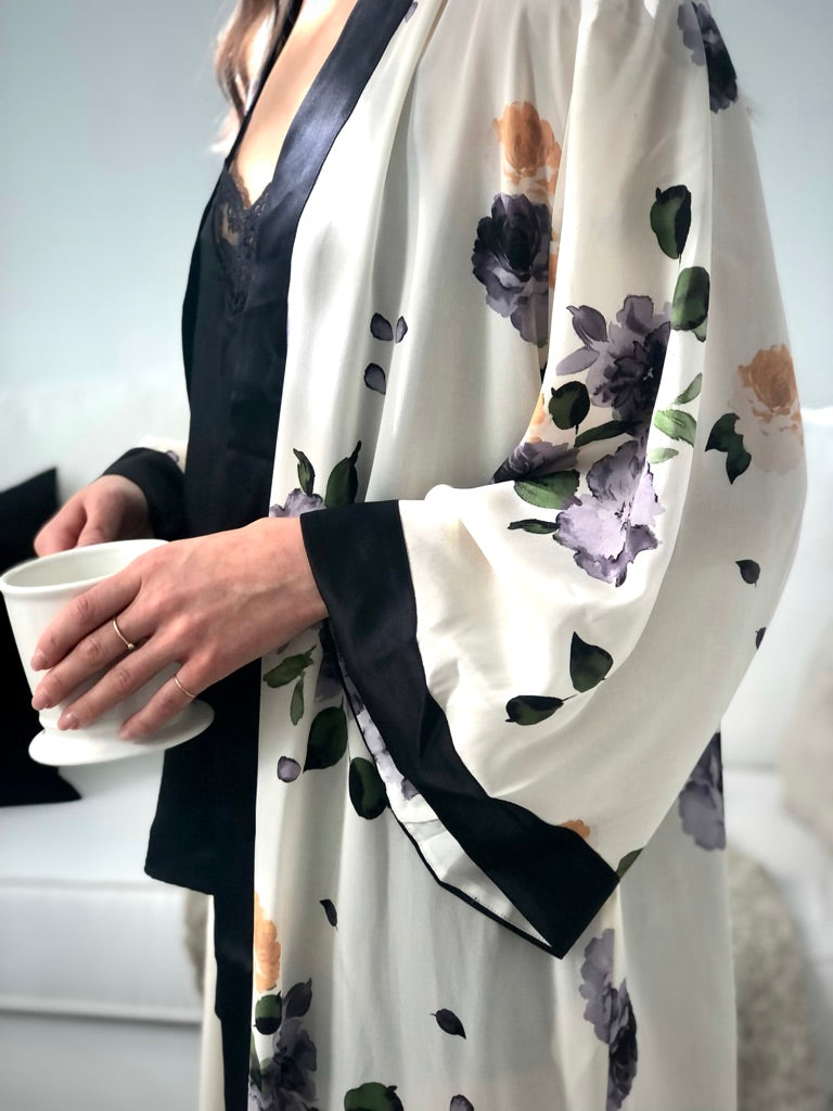 Silk Short Robe: Garden Floral Print