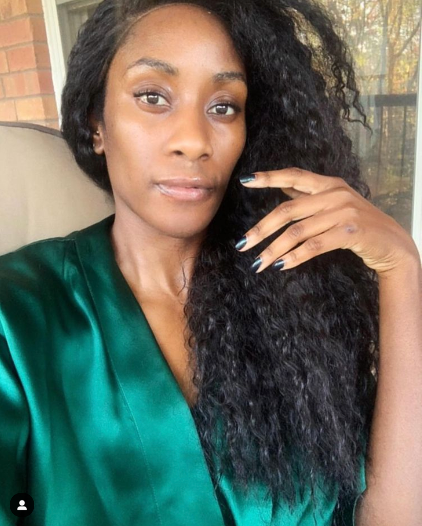 Silk Charmeuse Short Silk Robe: Emerald Green Robe Helena Quinn Silk Charmeuse Short Silk Robe: Emerald Green Robe Helena Quinn